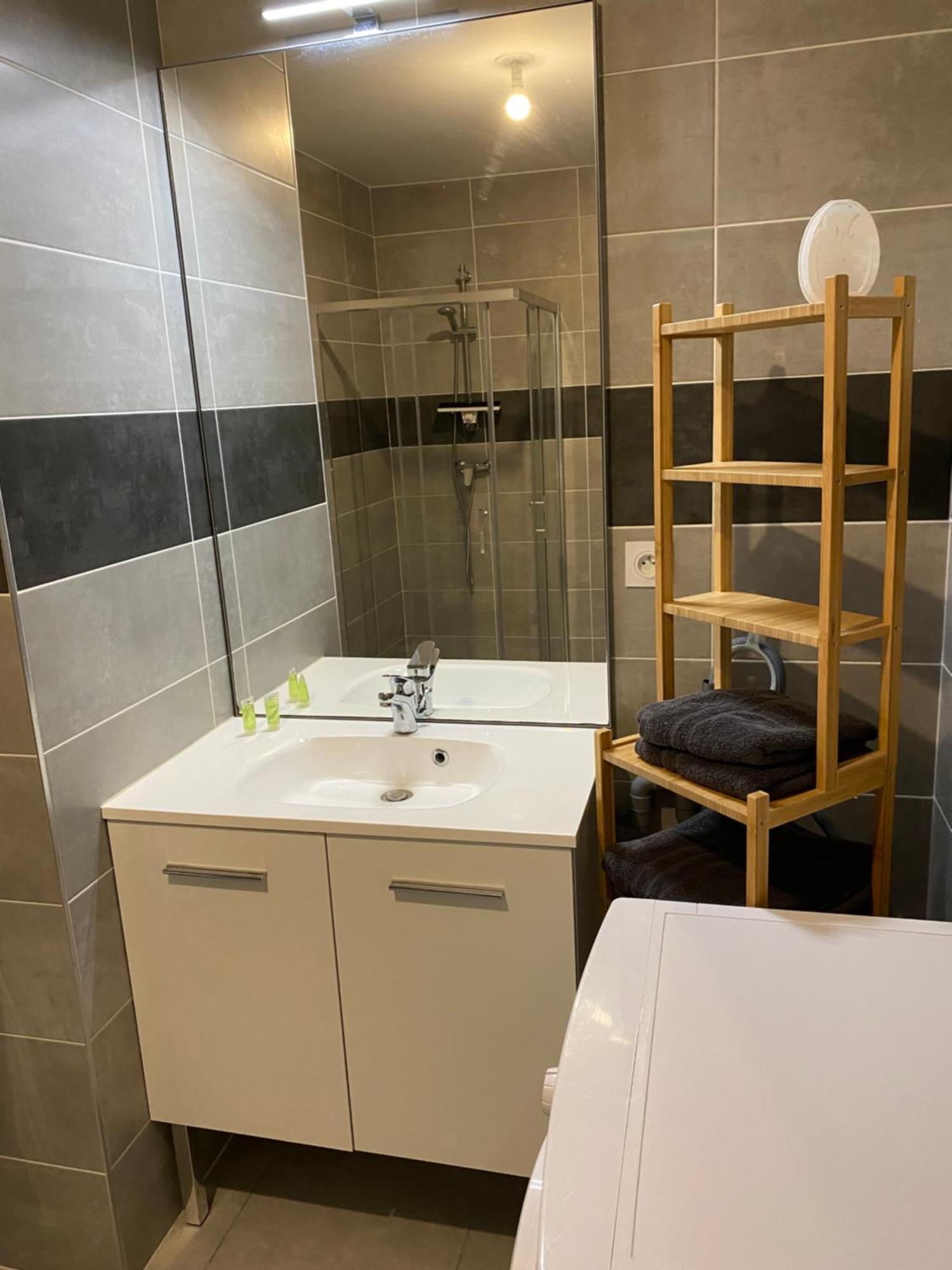 Appartement Neuf A St Jean De Niost Tout Confort Saint-Jean-de Niost エクステリア 写真